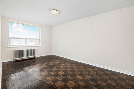 For Lease - 3101 Eglinton Avenue Unit# 312, Toronto, Ontario - Photo 3
