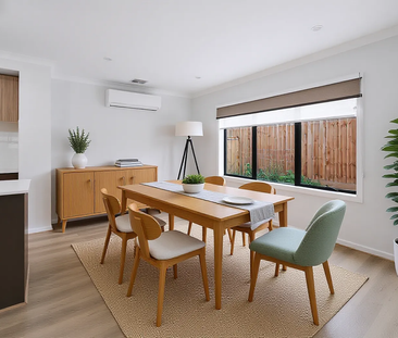 Brand New Luxury Family Home in Prime Aintree Location ! - Photo 2