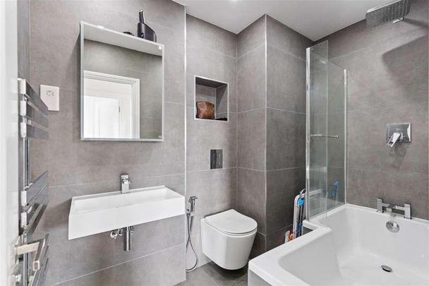 Belsize Crescent, Belsize, NW3 - Photo 1