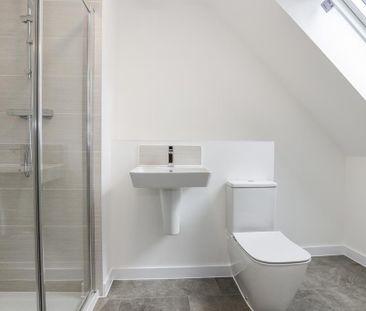 3 bedroom semi-detached house to rent - Photo 1