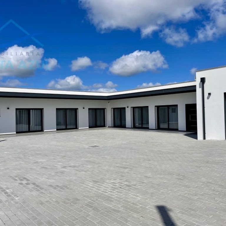 3 room luxury House for rent in Alcobaça, Portugal - Photo 1