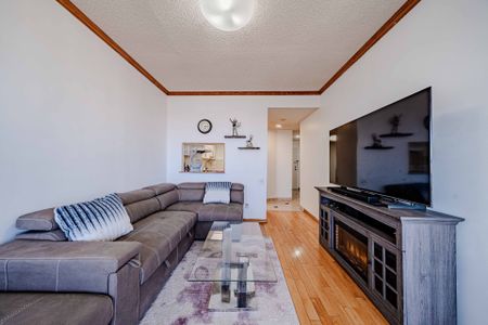 For Lease - 2466 Eglinton Avenue Unit# PH03, Toronto, Ontario - Photo 3