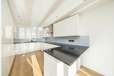 Riverside, Lower Sunbury, TW16 - Photo 4