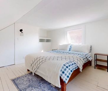 For Lease - 316 Silverthorn (main and second floor) Avenue, Toronto... - Photo 6