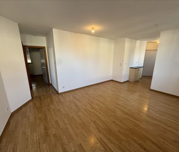 Location Appartement 3 pièces 58m² - Photo 2