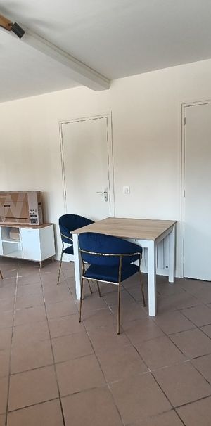 Location Appartement 1 pièce 22m² BEAUVAIS 60000 - Photo 1