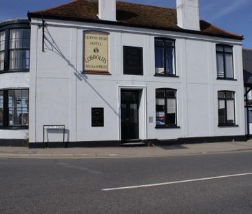 House to rent - Photo 5