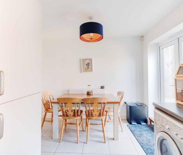 2 bedroom terraced house to rent - Photo 2