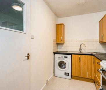 2 bedroom apartment to rent Church Road, Haywards Heath, West Susse... - Photo 6