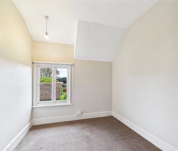 3 bedroom end of terrace house to rent - Photo 3