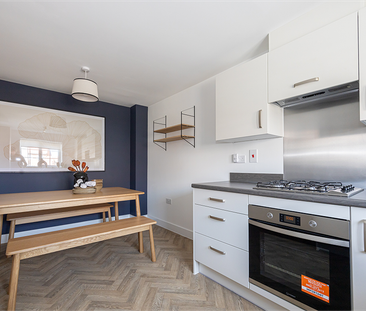 2 bedroom terraced house to rent - Photo 4