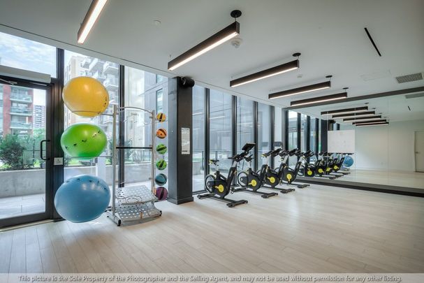 For Lease - 85 Wood Street Unit# 2701, Toronto, Ontario - Photo 1