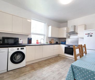 5 bedroom terraced house to rent - Photo 6