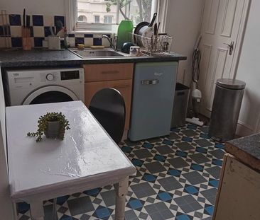 Room in a Shared Flat, Townmead Road, SW6 - Photo 4
