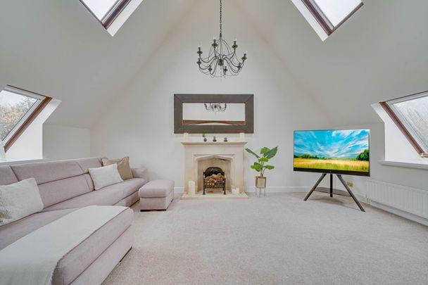 Price £995 pcm - Available Now - Furnished - Photo 1