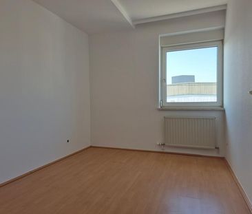 Nette 2-Zimmerwohnung, 43 m² WNFL, inkl. neuer Küche, Parkplätze vo... - Photo 1