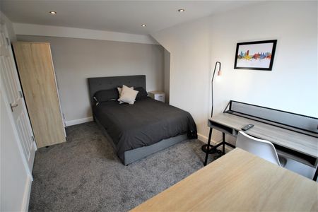 Kelsall Terrace, Hyde Park, LS6 1RD, Leeds - Photo 5