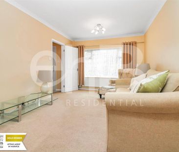 3 bedroom semi-detached house to rent - Photo 4