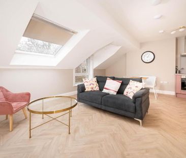 Apt 7, 15 Malone Road, Belfast, BT9 6RT - Photo 1