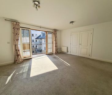 2 bedroom apartment to rent - Photo 4