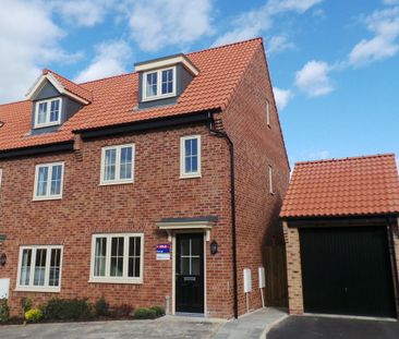 3 bedroom end of terrace house to rent - Photo 1