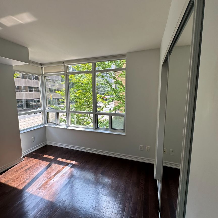 For Lease - 60 St Clair Avenue Unit# 207, Toronto, Ontario - Photo 1