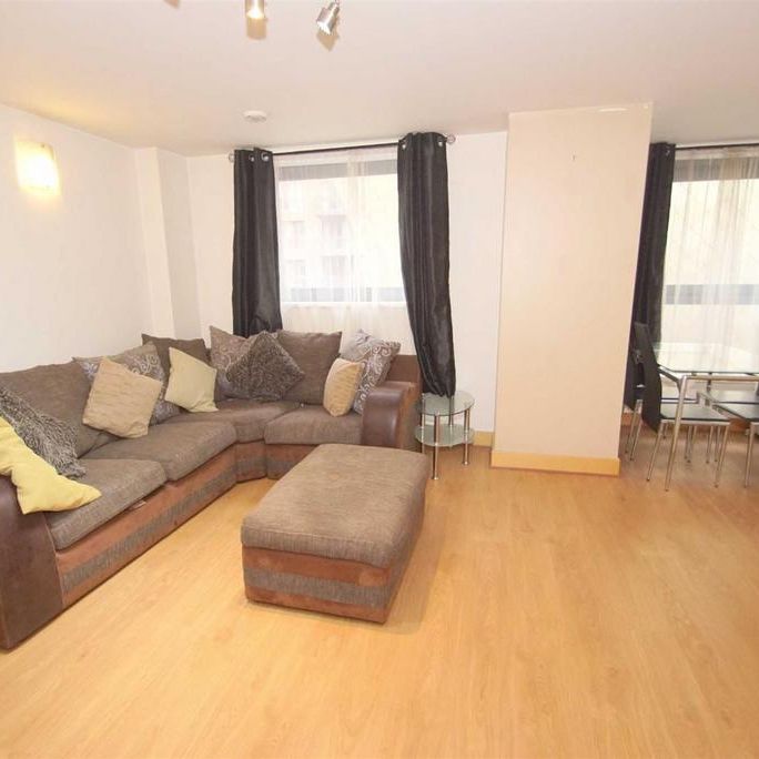 1 bedroom flat to rent - Photo 1
