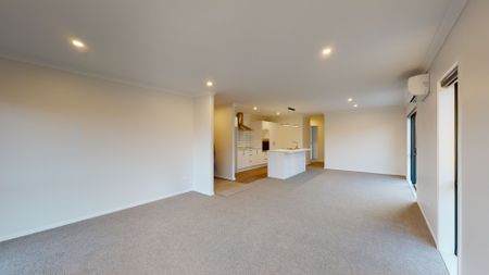 Marton - 3 Bedrooms. - Photo 5