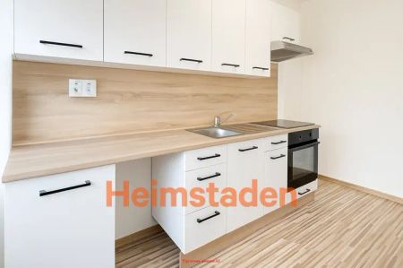 Pronájem bytu 2+1 56 m - Fotografie 4