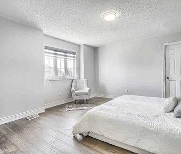 For Lease - 32 Poplar Plains Road, Brampton, Ontario - Photo 3