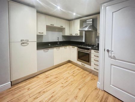 2 bedroom apartment to rent - Photo 4