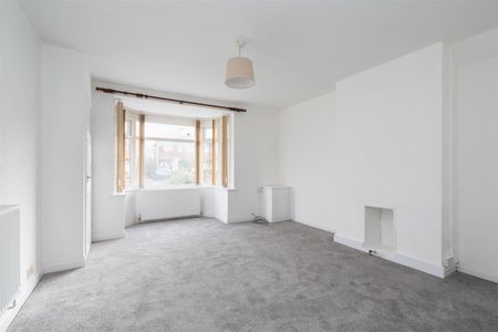 3 bed end of terrace house to rent in Gracemere Crescent, Birmingham, B28 - Photo 4