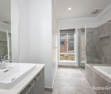 24 Sheaf Street, Sunbury, VIC 3429 - Photo 6