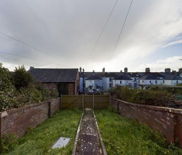 1 bedroom flat to rent - Photo 6