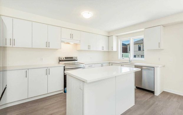 For Lease - 258 Townline Road, Oshawa, Ontario - Photo 1