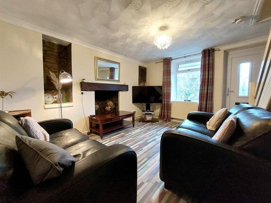 2 bedroom cottage to rent - Photo 1