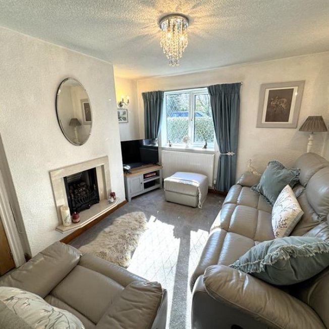 3 Bedroom Detached Available Arranging tenancy - Photo 1