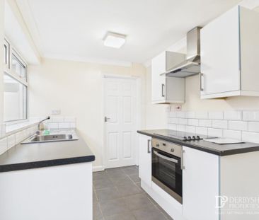 2 Bedroom Terraced House - Photo 5