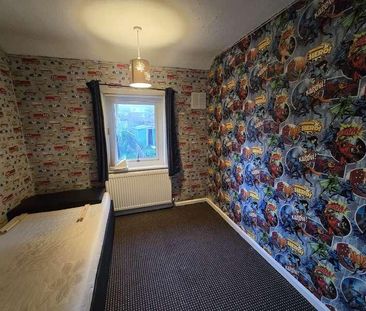 Lynfield Drive, Bradford, BD9 - Photo 6