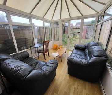 Dearden Street, Hulme, Manchester, M15 - Photo 3