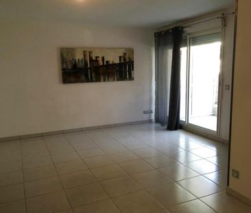 Location Appartement 2 pièces 45m² LUYNES 80ème - Photo 5