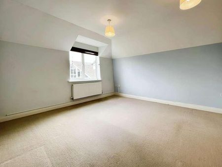 Bells Hill Green, Stoke Poges, SL2 - Photo 3