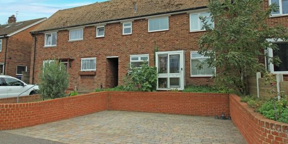 Perkins Avenue, CT9 4AY, Margate - Photo 3