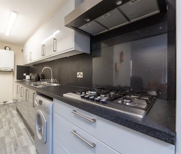 4 bed apartment to rent in Fenkle Street, City Centre, NE1 - Photo 4