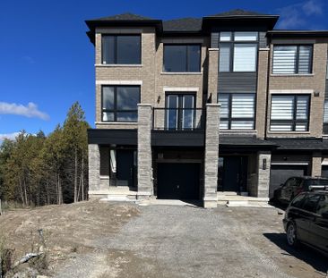 For Lease - 150 Blue Forest Crescent, Barrie, Ontario - Photo 1