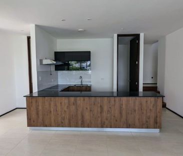 Compra o renta espectacular departamento en super ubicación - Photo 5