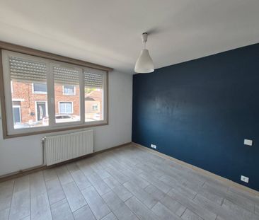Location Appartement 3 pièces 72m² LENS 62300 - Photo 3
