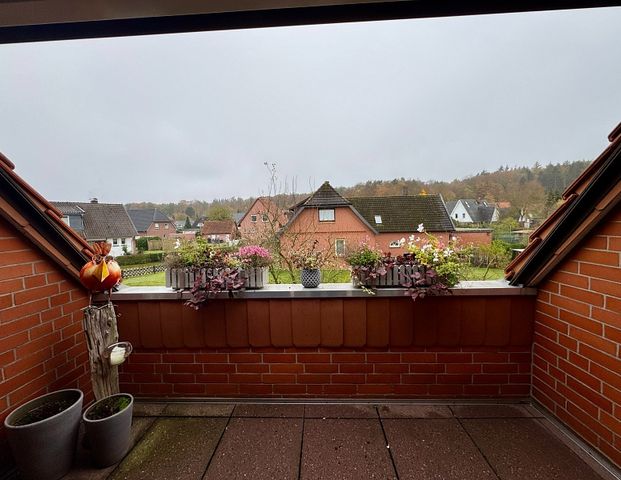 Charmante und großzügige 5-Zimmer-Mainsonette-Wohnung in Lemke (Oyle)! - Photo 1