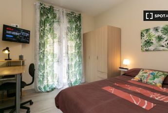 granada, Andalusia 18001