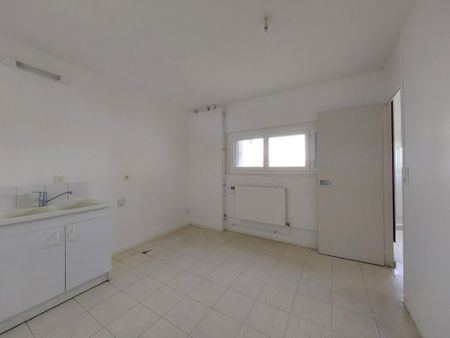 LOCATION APPARTEMENT T3, POITIERS, trois-cités - Photo 5